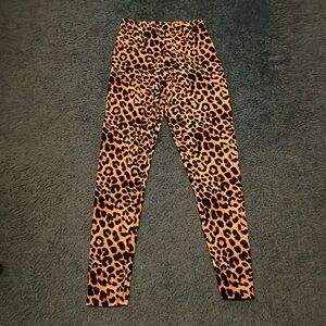 Animal print leggings